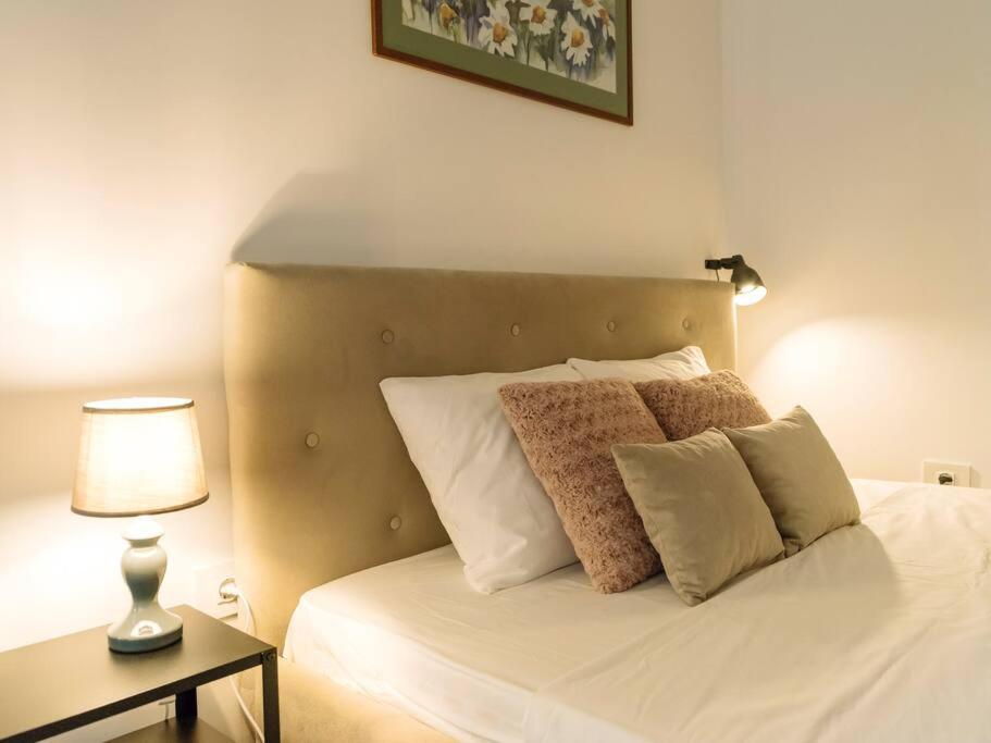 Cozy Studio Next To House Of Parliament Bukarest Exteriör bild