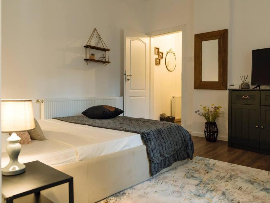 Cozy Studio Next To House Of Parliament Bukarest Exteriör bild